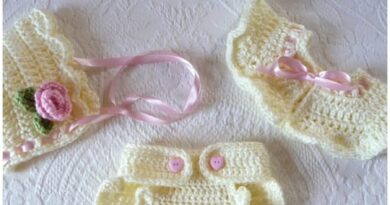 Eva Baby Set Free Crochet Pattern