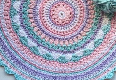 Crochet Mandala Cupcake